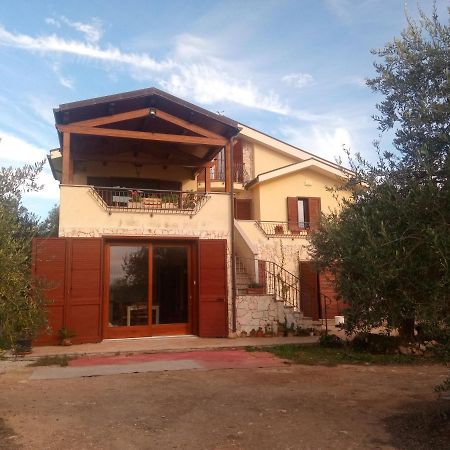 Residence Degli Ulivi Ossi Bagian luar foto